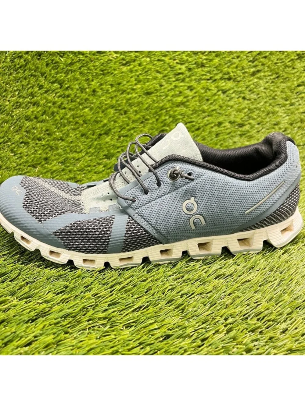 On Cloud 2 WomenS Size 9 Blue Black Athletic Running Walking Shoes Sneakers